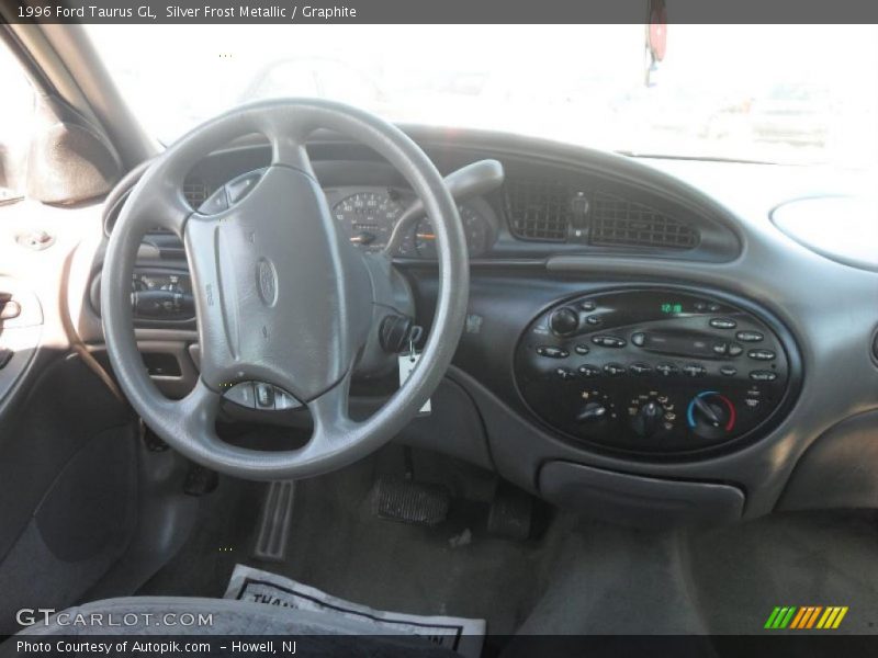 Silver Frost Metallic / Graphite 1996 Ford Taurus GL