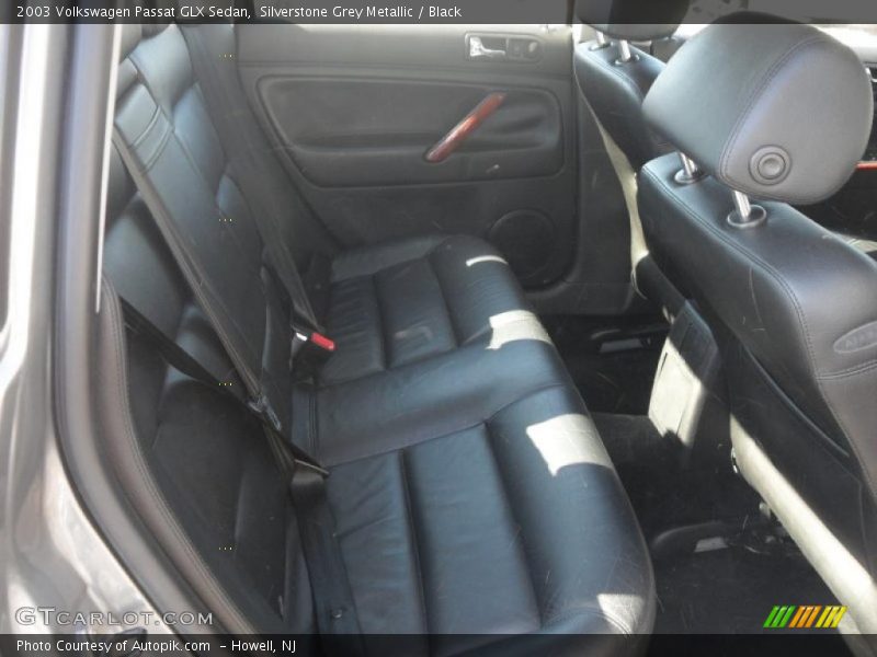 Silverstone Grey Metallic / Black 2003 Volkswagen Passat GLX Sedan