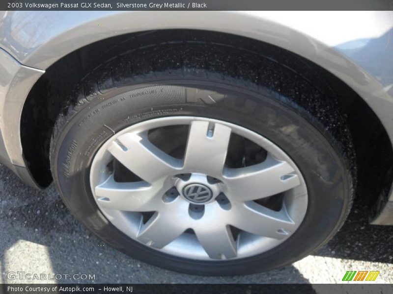 Silverstone Grey Metallic / Black 2003 Volkswagen Passat GLX Sedan
