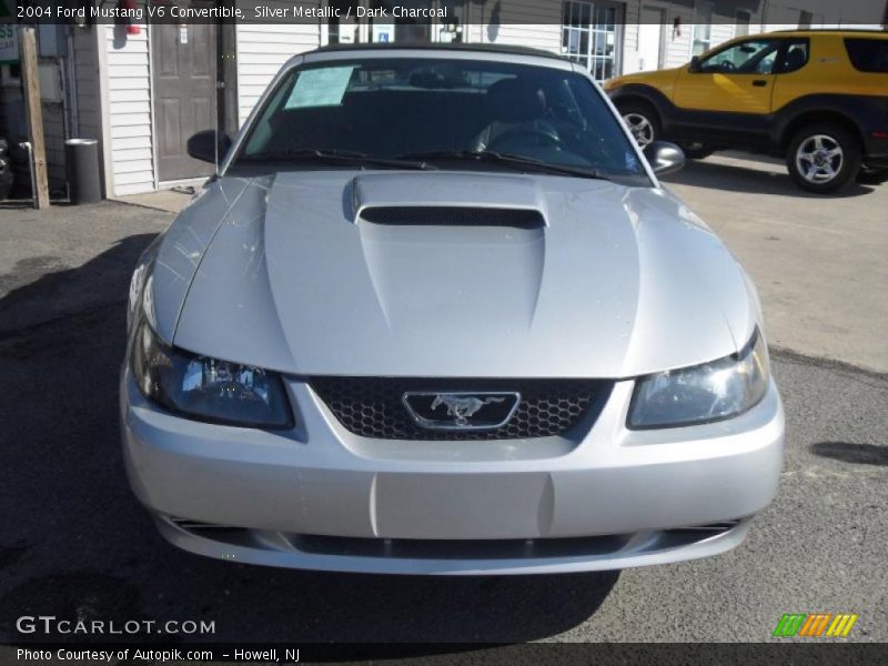 Silver Metallic / Dark Charcoal 2004 Ford Mustang V6 Convertible