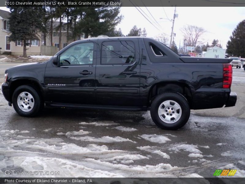 Black Granite Metallic / Ebony 2010 Chevrolet Avalanche LS 4x4