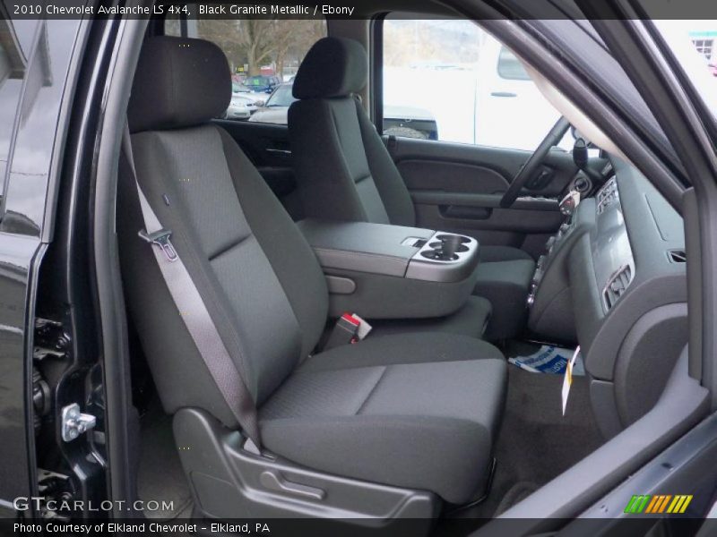Black Granite Metallic / Ebony 2010 Chevrolet Avalanche LS 4x4