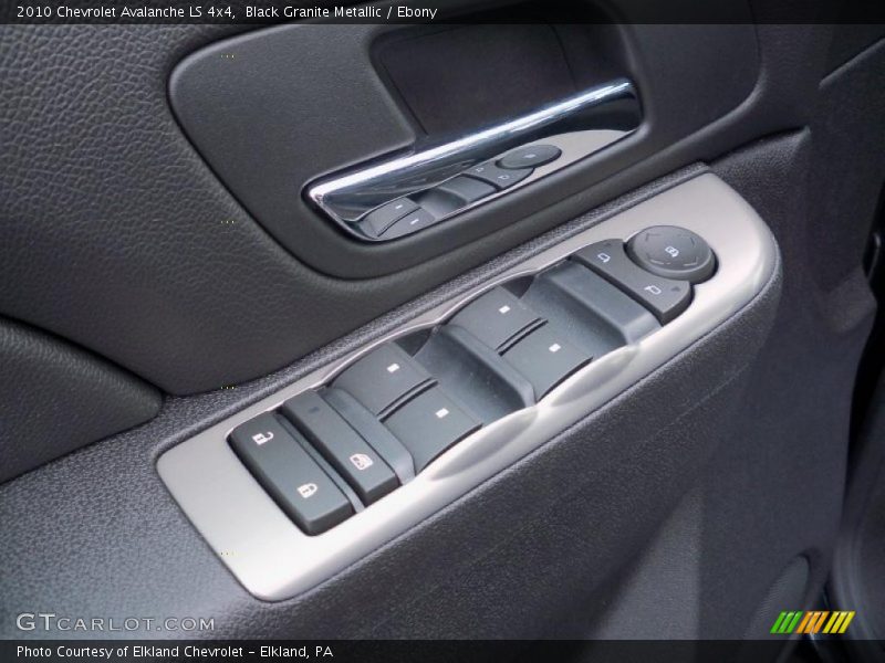 Black Granite Metallic / Ebony 2010 Chevrolet Avalanche LS 4x4
