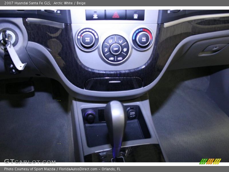 Arctic White / Beige 2007 Hyundai Santa Fe GLS
