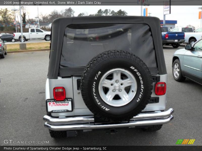 Stone White / Dark Slate Gray 2006 Jeep Wrangler Unlimited 4x4