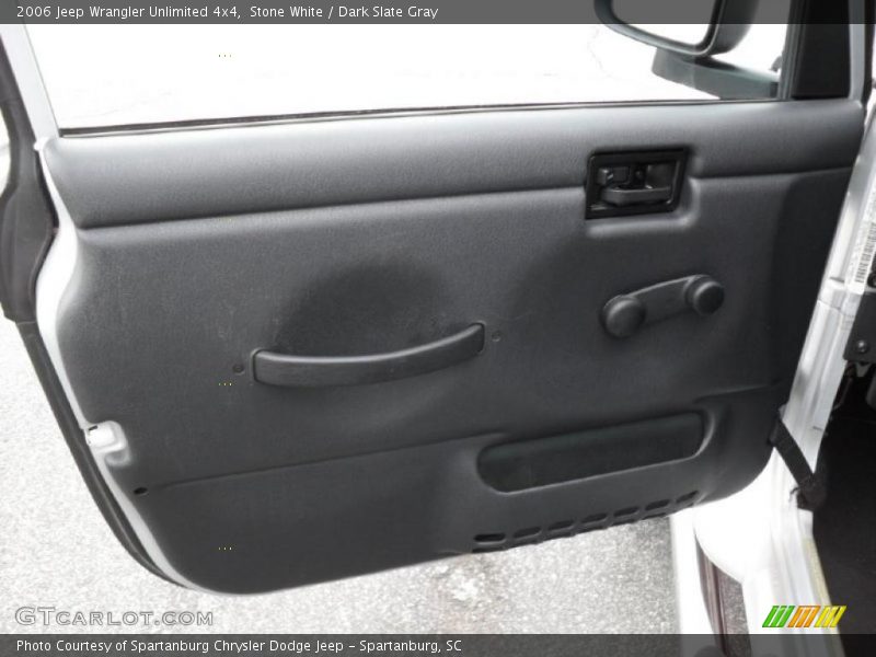 Stone White / Dark Slate Gray 2006 Jeep Wrangler Unlimited 4x4