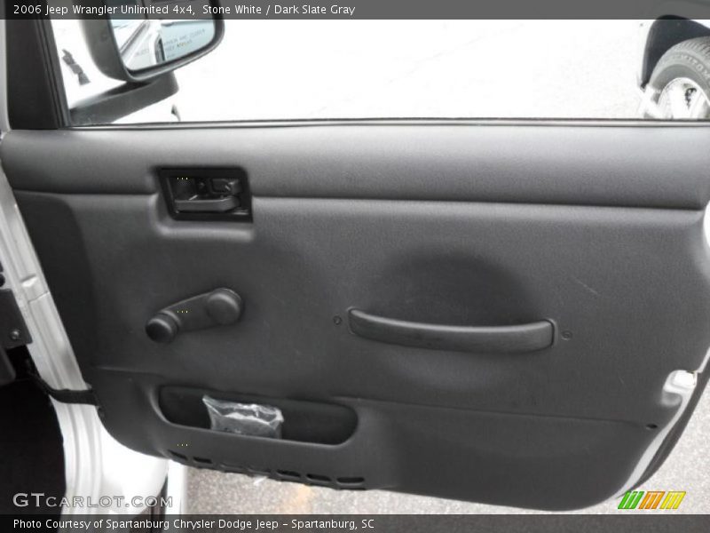 Stone White / Dark Slate Gray 2006 Jeep Wrangler Unlimited 4x4