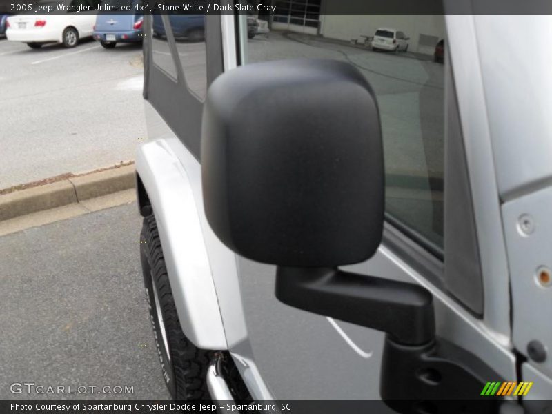 Stone White / Dark Slate Gray 2006 Jeep Wrangler Unlimited 4x4