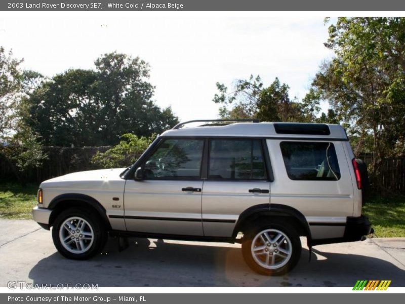 White Gold / Alpaca Beige 2003 Land Rover Discovery SE7