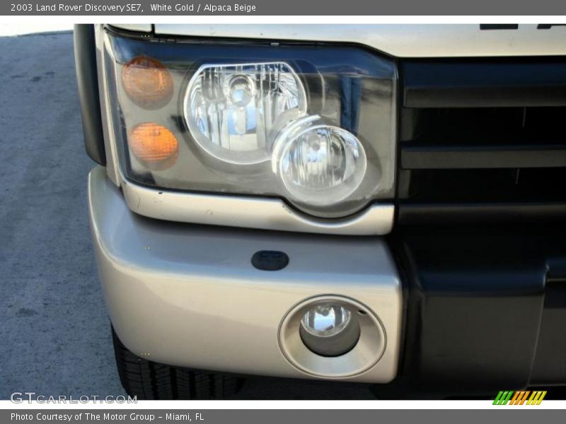 White Gold / Alpaca Beige 2003 Land Rover Discovery SE7