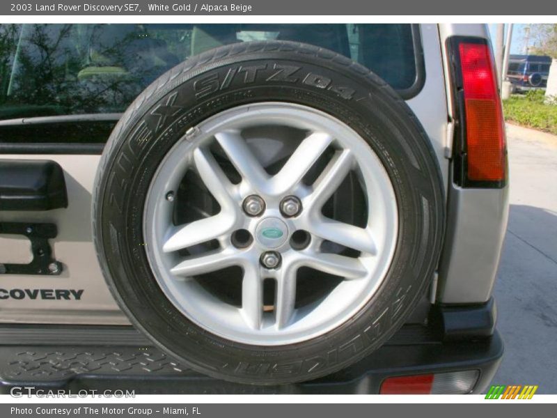 White Gold / Alpaca Beige 2003 Land Rover Discovery SE7