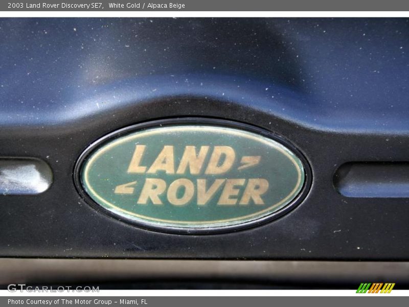 White Gold / Alpaca Beige 2003 Land Rover Discovery SE7