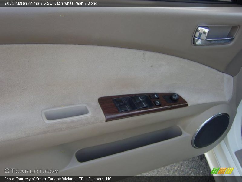 Satin White Pearl / Blond 2006 Nissan Altima 3.5 SL