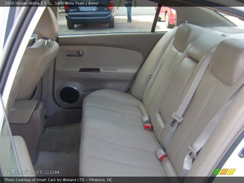 Satin White Pearl / Blond 2006 Nissan Altima 3.5 SL