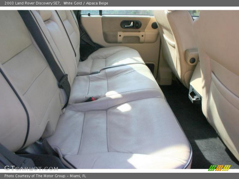 White Gold / Alpaca Beige 2003 Land Rover Discovery SE7