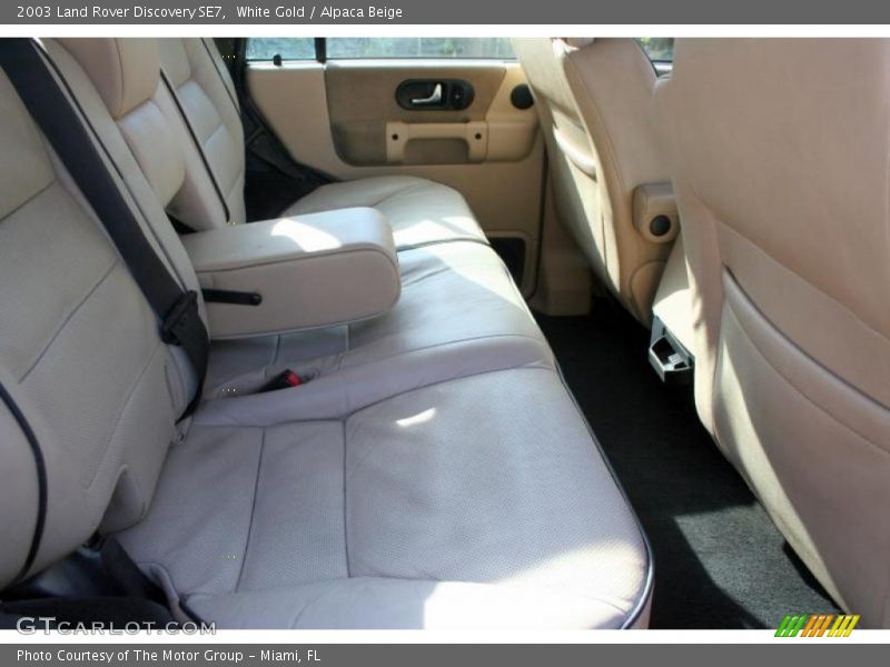 White Gold / Alpaca Beige 2003 Land Rover Discovery SE7