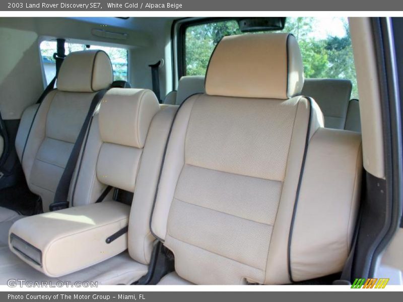 White Gold / Alpaca Beige 2003 Land Rover Discovery SE7