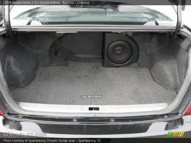 Blackout / Charcoal 2006 Nissan Sentra 1.8 S Special Edition