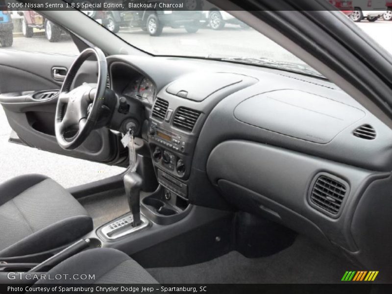 Blackout / Charcoal 2006 Nissan Sentra 1.8 S Special Edition