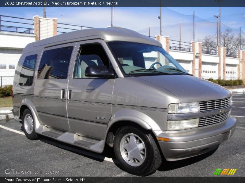 Medium Bronzemist Metallic / Neutral 2002 Chevrolet Astro LT