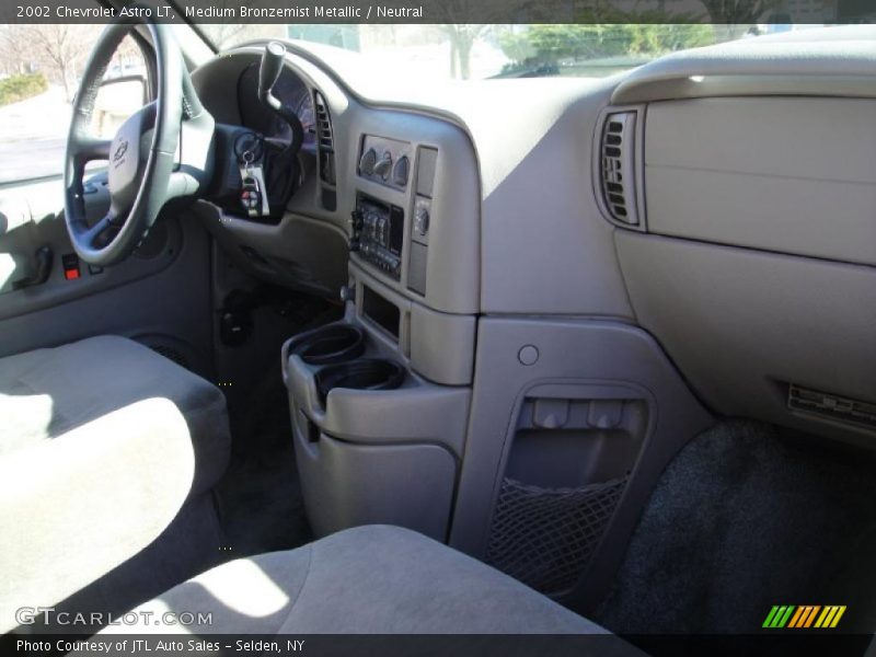 Medium Bronzemist Metallic / Neutral 2002 Chevrolet Astro LT