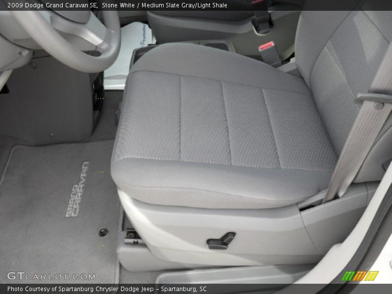 Stone White / Medium Slate Gray/Light Shale 2009 Dodge Grand Caravan SE