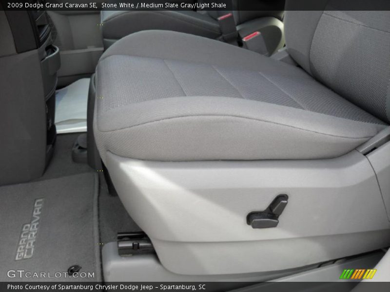 Stone White / Medium Slate Gray/Light Shale 2009 Dodge Grand Caravan SE