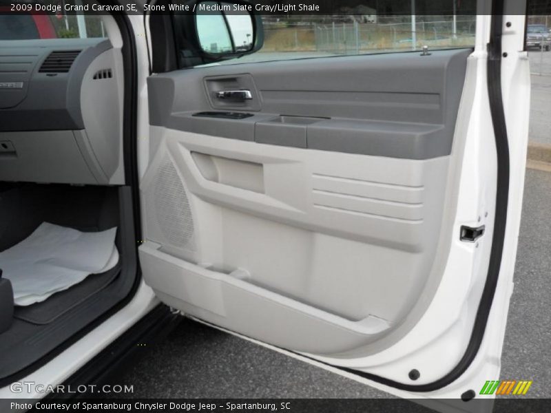 Stone White / Medium Slate Gray/Light Shale 2009 Dodge Grand Caravan SE