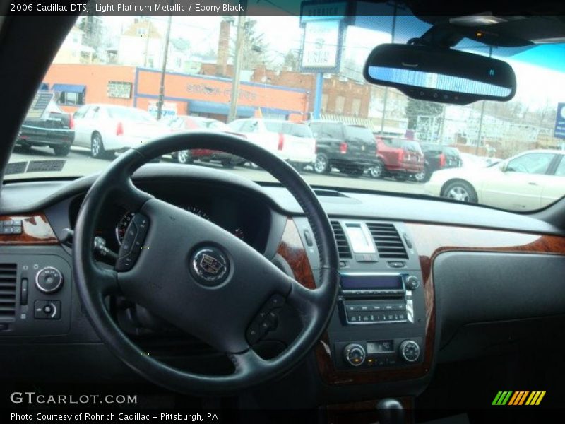 Light Platinum Metallic / Ebony Black 2006 Cadillac DTS