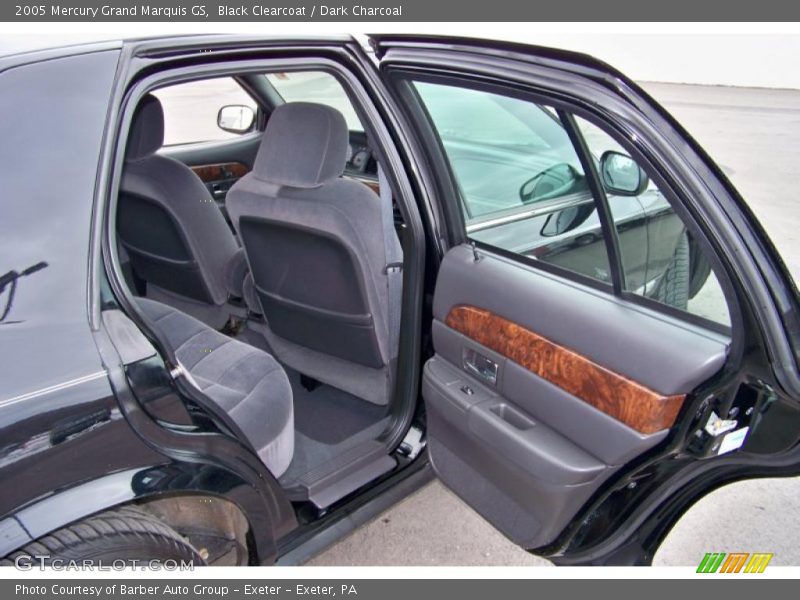 Black Clearcoat / Dark Charcoal 2005 Mercury Grand Marquis GS