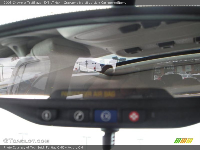 Graystone Metallic / Light Cashmere/Ebony 2005 Chevrolet TrailBlazer EXT LT 4x4