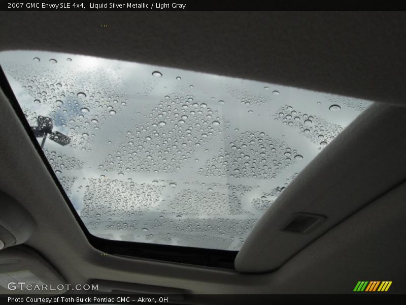 Liquid Silver Metallic / Light Gray 2007 GMC Envoy SLE 4x4