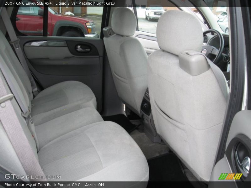 Liquid Silver Metallic / Light Gray 2007 GMC Envoy SLE 4x4