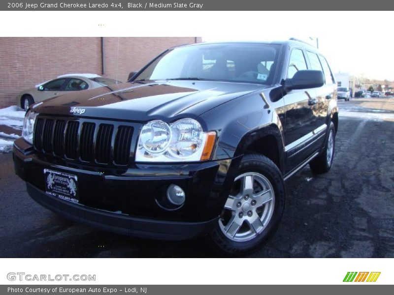 Black / Medium Slate Gray 2006 Jeep Grand Cherokee Laredo 4x4