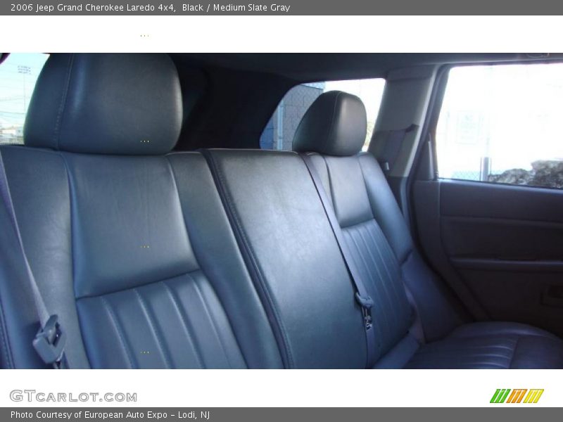 Black / Medium Slate Gray 2006 Jeep Grand Cherokee Laredo 4x4