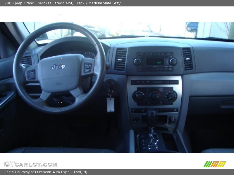 Black / Medium Slate Gray 2006 Jeep Grand Cherokee Laredo 4x4