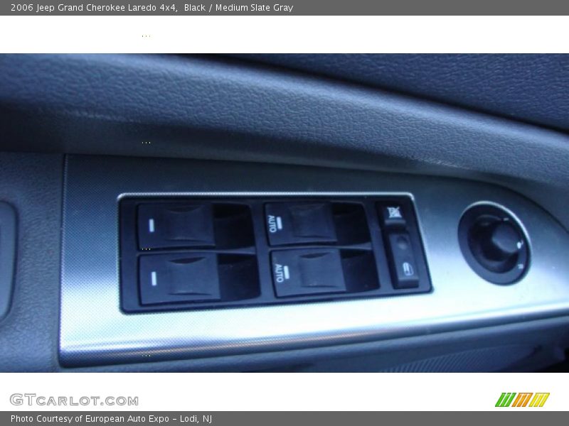 Black / Medium Slate Gray 2006 Jeep Grand Cherokee Laredo 4x4