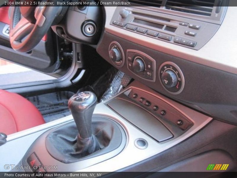 Black Sapphire Metallic / Dream Red/Black 2004 BMW Z4 2.5i Roadster