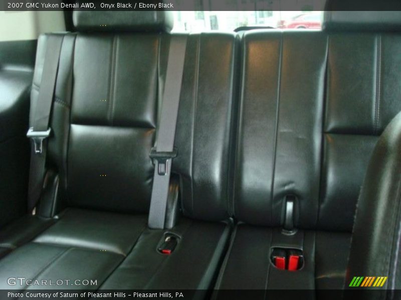 Onyx Black / Ebony Black 2007 GMC Yukon Denali AWD