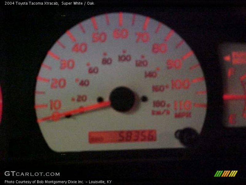 Super White / Oak 2004 Toyota Tacoma Xtracab