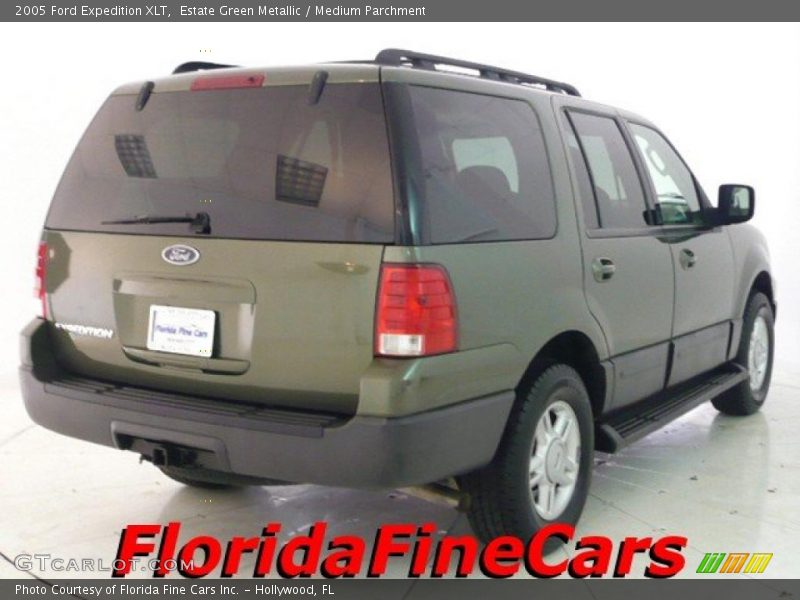 Estate Green Metallic / Medium Parchment 2005 Ford Expedition XLT