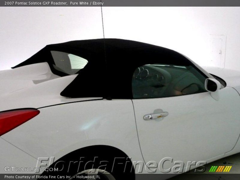 Pure White / Ebony 2007 Pontiac Solstice GXP Roadster