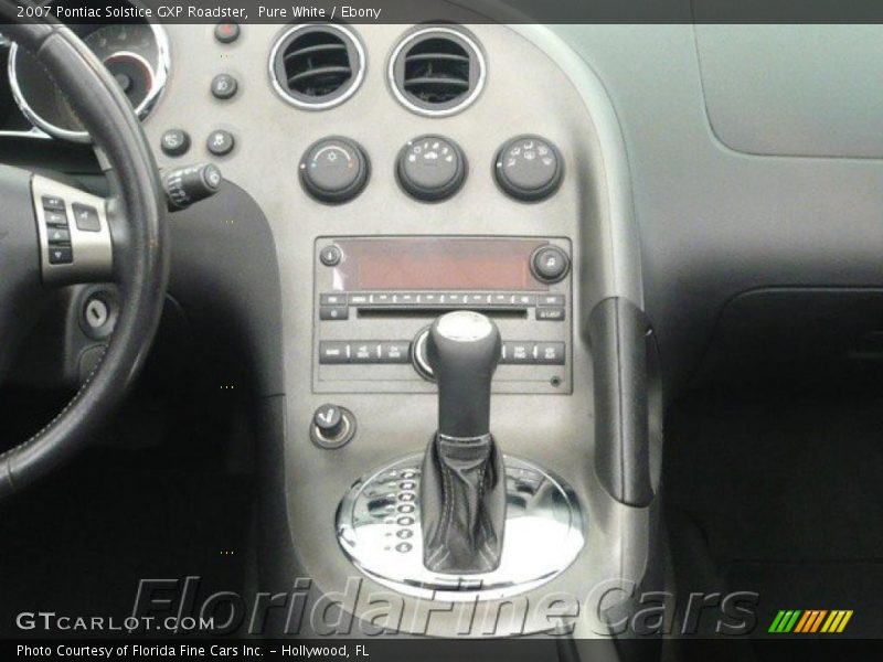 Pure White / Ebony 2007 Pontiac Solstice GXP Roadster