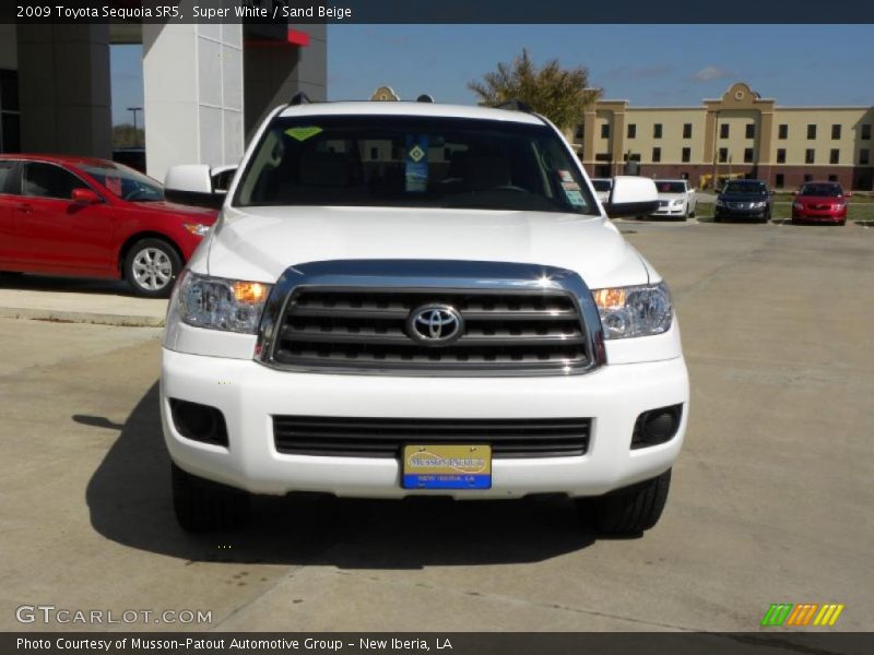 Super White / Sand Beige 2009 Toyota Sequoia SR5