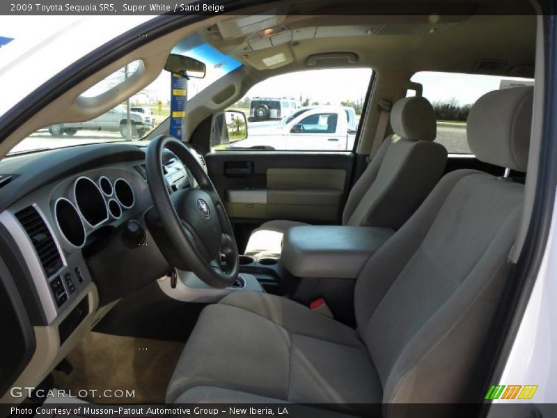 Super White / Sand Beige 2009 Toyota Sequoia SR5