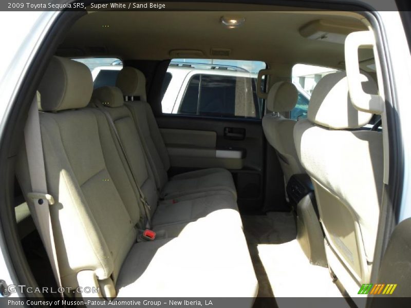Super White / Sand Beige 2009 Toyota Sequoia SR5