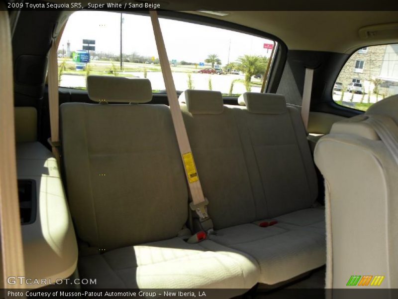 Super White / Sand Beige 2009 Toyota Sequoia SR5