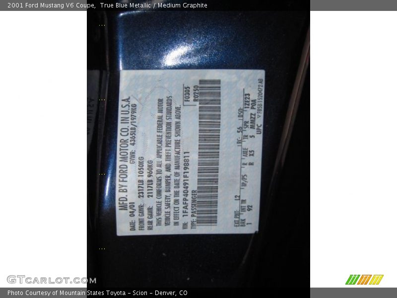 True Blue Metallic / Medium Graphite 2001 Ford Mustang V6 Coupe