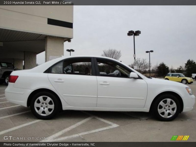 Pearl White / Camel 2010 Hyundai Sonata GLS