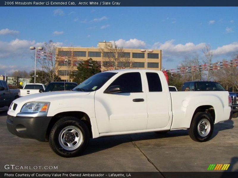 Arctic White / Slate Gray 2006 Mitsubishi Raider LS Extended Cab